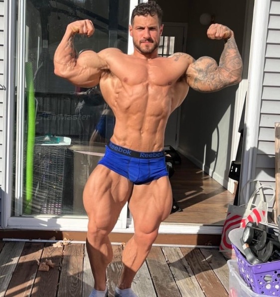 Best Natural Bodybuilders: Brandon Lirio