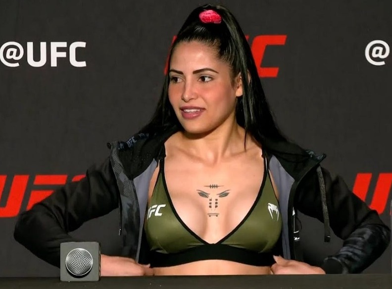 Hottest female UFC fighters: Polyana Viana